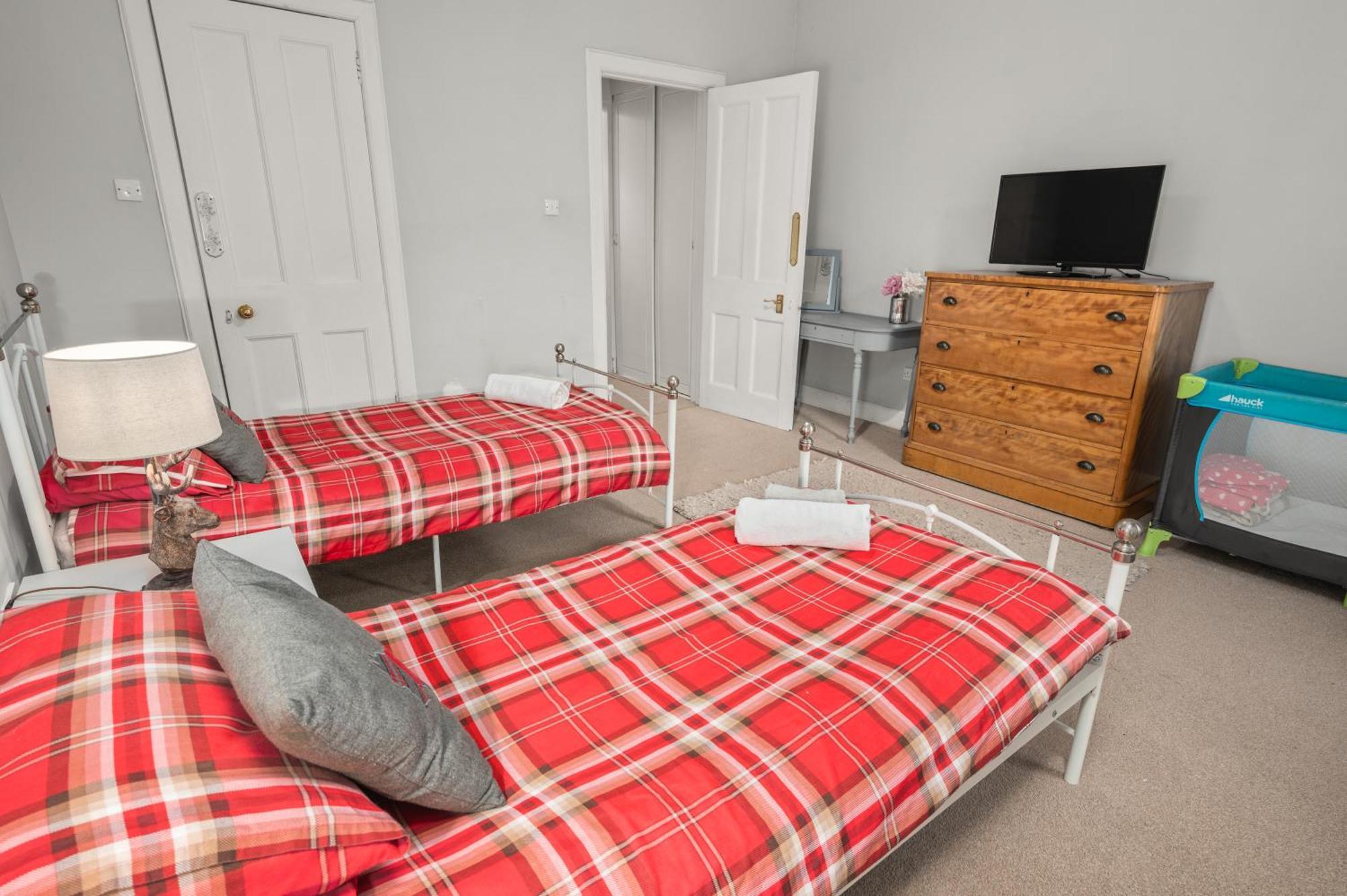 Panoramic Sea Views - Stunning 3Bd Apt & Balcony Oban Exterior foto